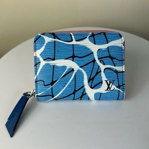 Louis Vuitton Aqua Zippy